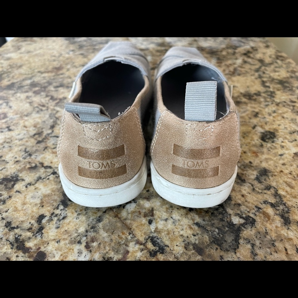 Toms Alpargata Slip Ons - Picture 3 of 5